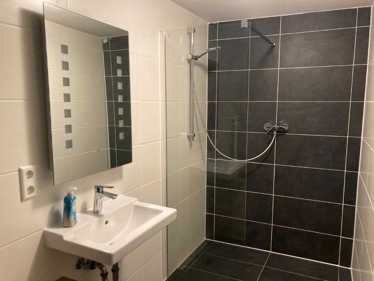 Comfortable 4-Person Apartments Winterberg เมเดบาค ภายนอก รูปภาพ