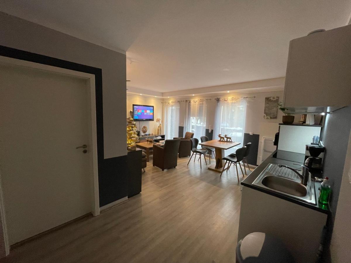 Comfortable 4-Person Apartments Winterberg เมเดบาค ภายนอก รูปภาพ